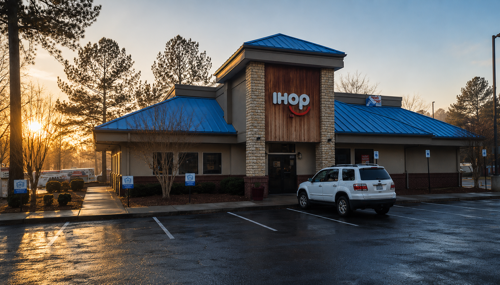 Alamo Lands a New IHOP on Expressway 83