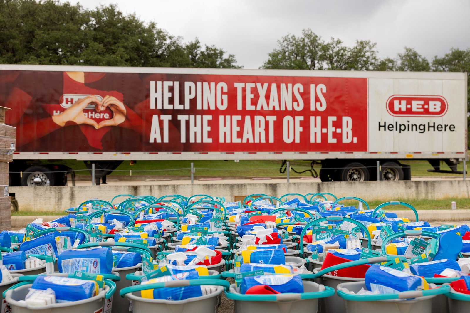H-E-B Helping Here Community Support H-E-B Partners supporting a Texas community through the Helping Here program