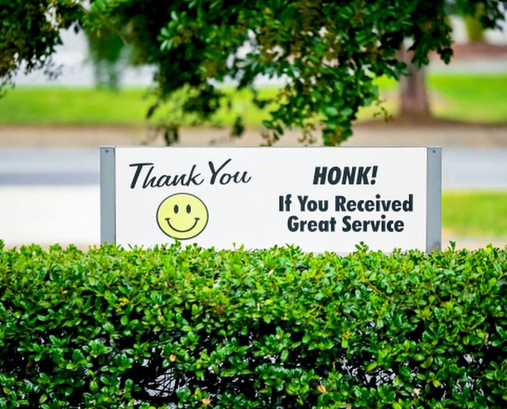 take5honk Take 5 customer service sign inviting drivers to honk after receiving great service