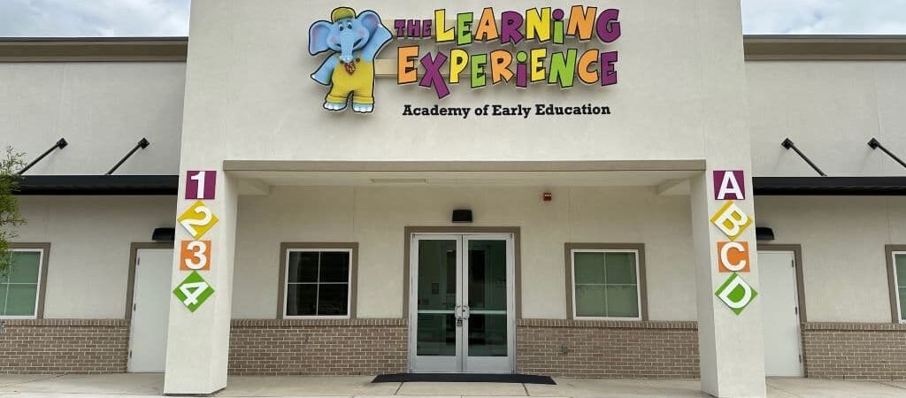 thelearningexperience The Learning Experience exterior with colorful lettering and entrance